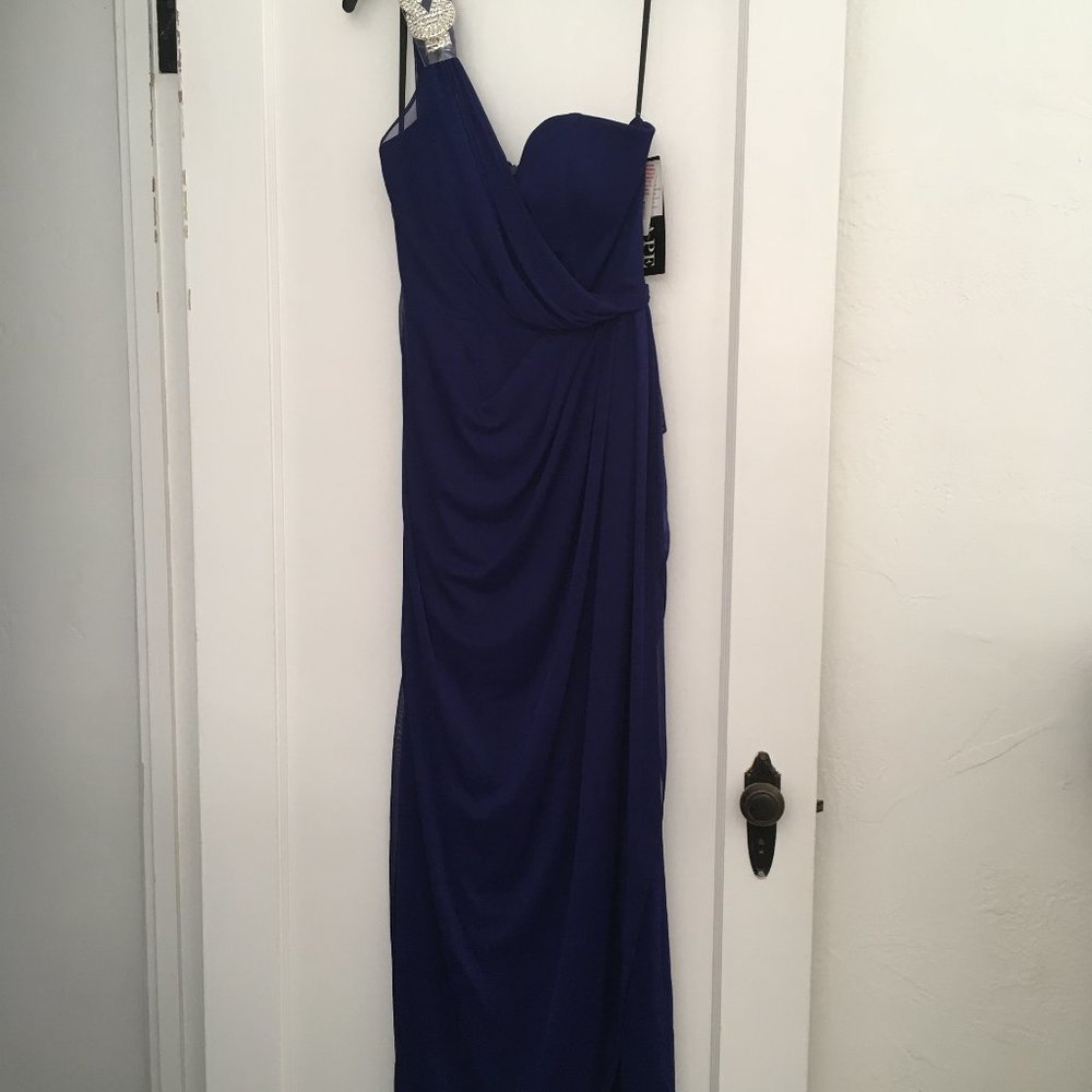 NWT Xscape Women's One Shoulder Gown